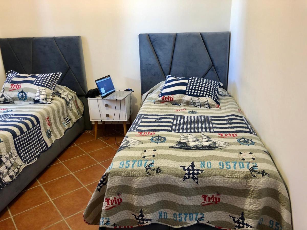 Brand New Beautiful Vacation House - Family Only Cabo Negro Bagian luar foto